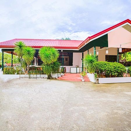 Oyo 875 Madhavi Beach Resort Balibago Buitenkant foto