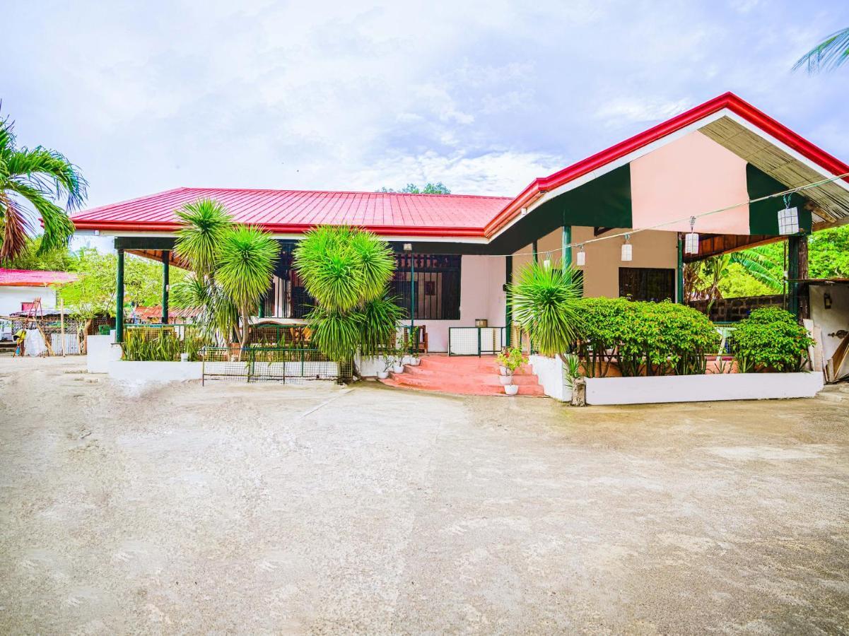 Oyo 875 Madhavi Beach Resort Balibago Buitenkant foto